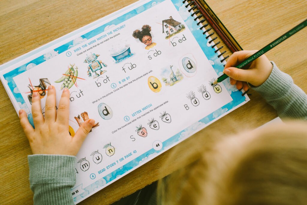 homeschool phonics books, phonics curriculum pdf