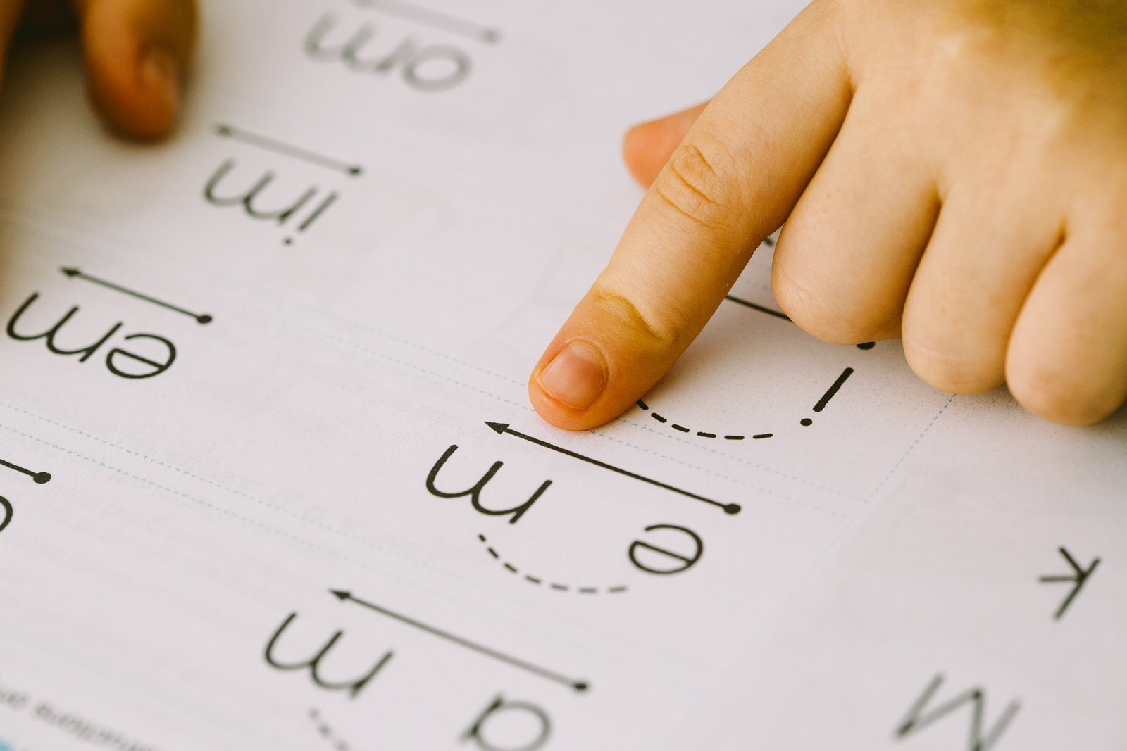 How to teach phonics blending at home, homeschool phonics, how to teach a child with ADHD to read